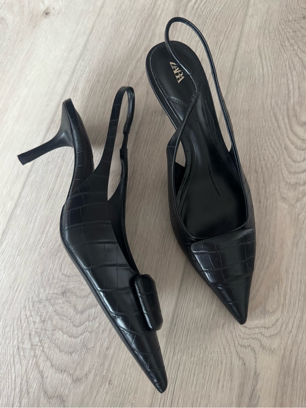 ZARA Black Croc-Embossed Pointed Slingback Heels